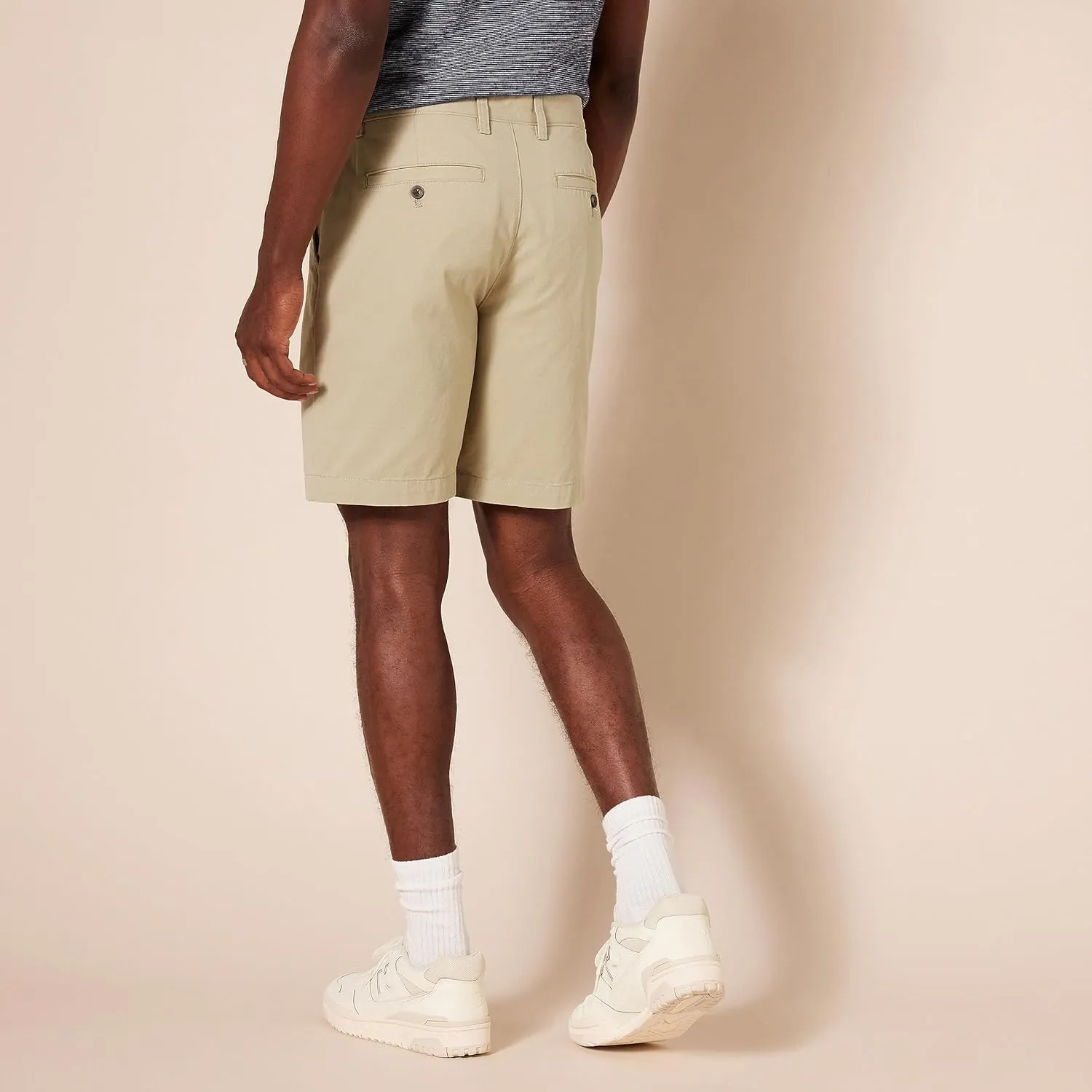 Amazon Essentials Men's Slim-Fit 9" Chino Short